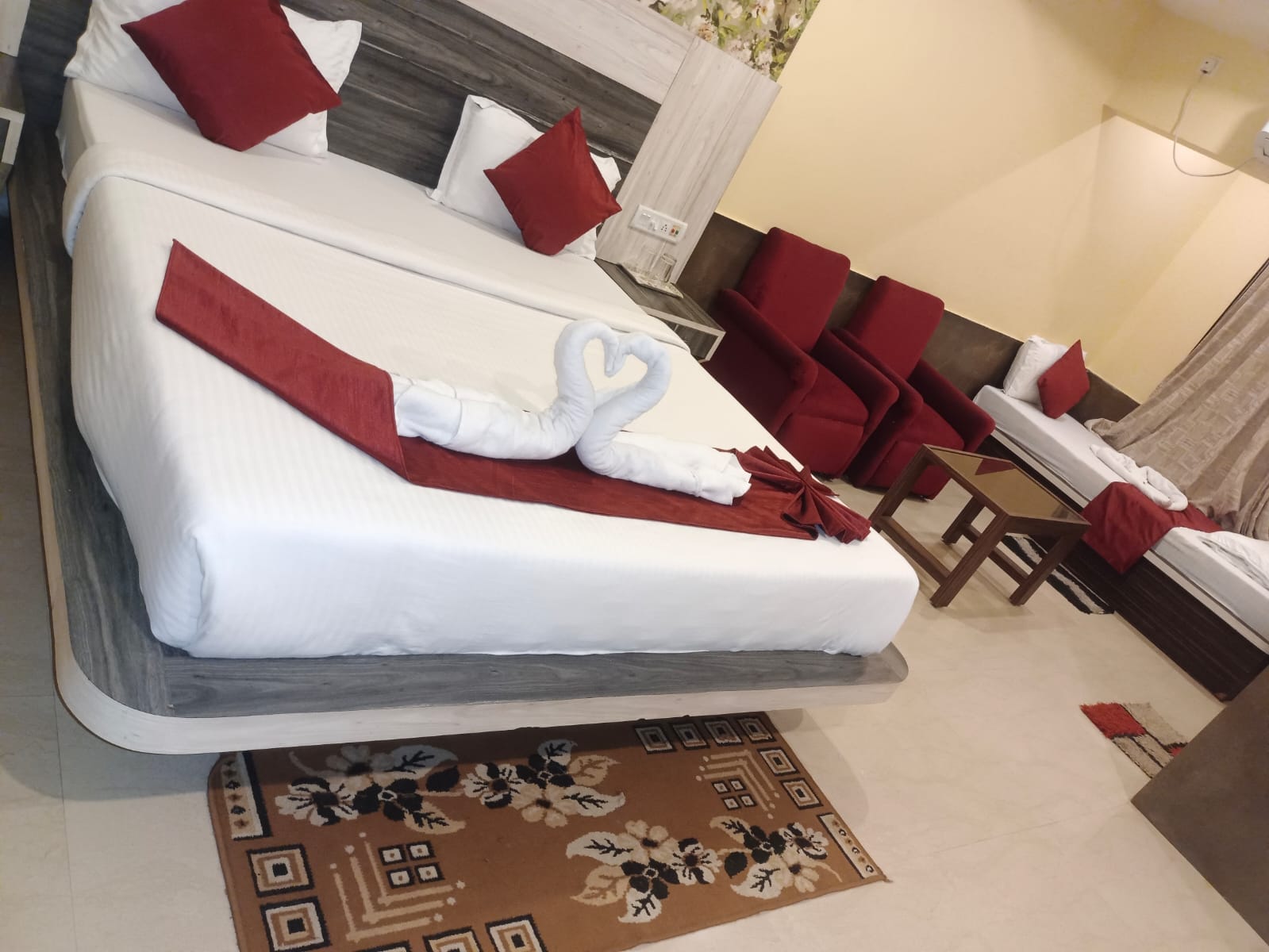 Triple Bed Side sea view room